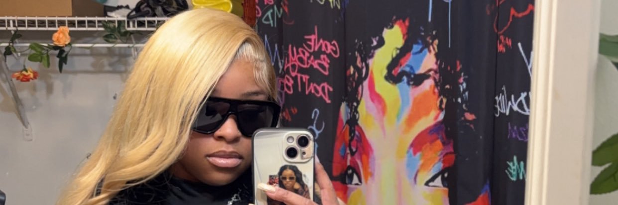LxLovee's profile banner image