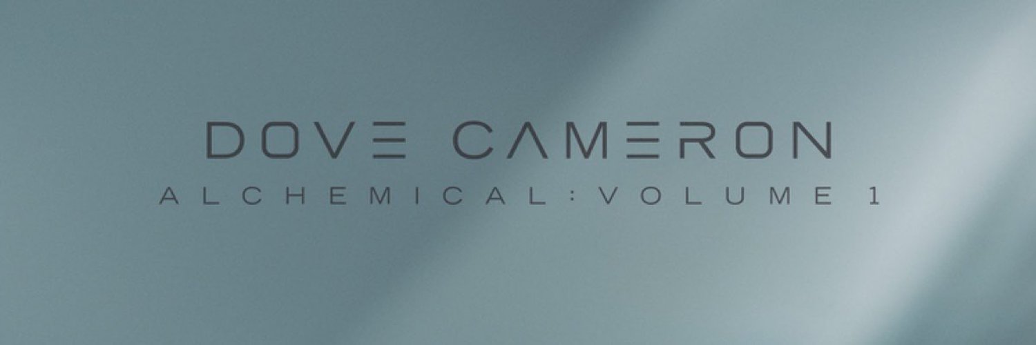 Dove Cameron Profile Banner