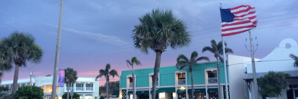 LaurenTrummer's profile banner image