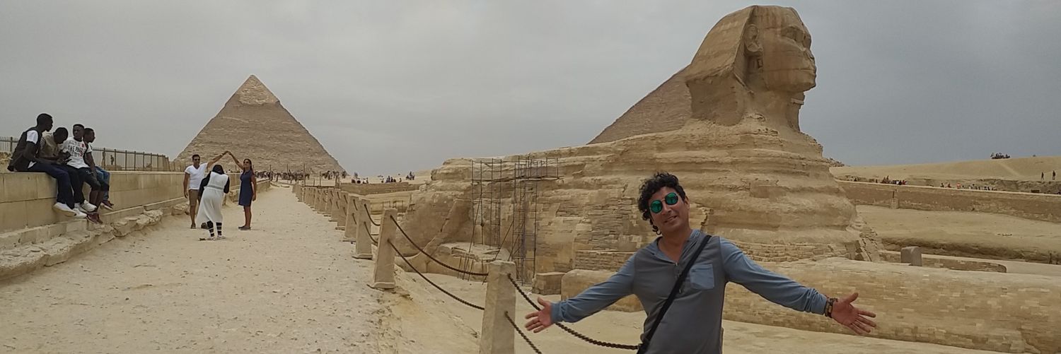 dcalua's profile banner image