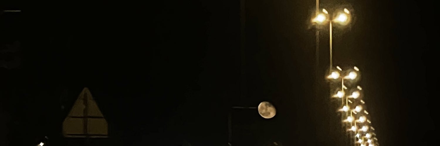 ___em52's profile banner image