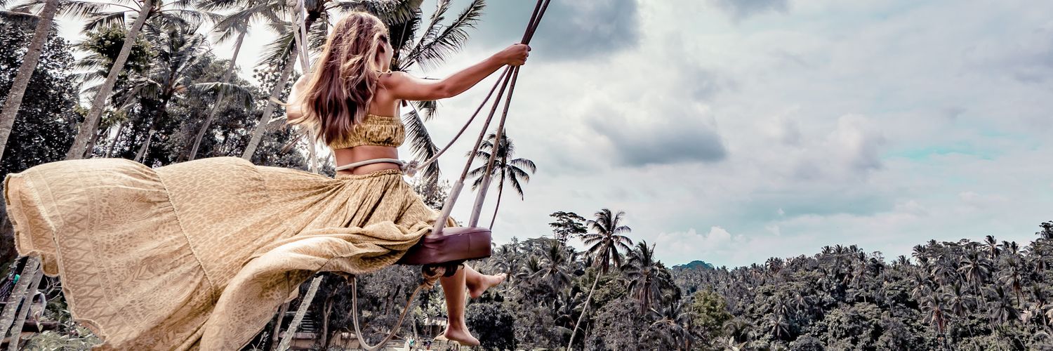 movetraveler's profile banner image