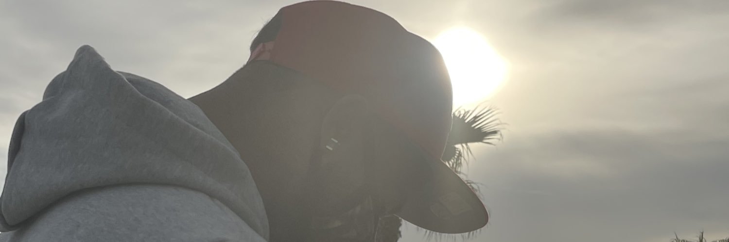 AEricooo's profile banner image