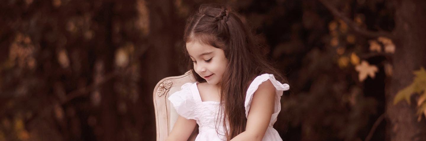 NadiaPortilloo's profile banner image