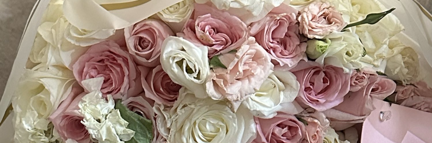 esmeralda_igm's profile banner image
