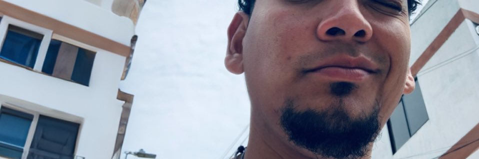 juanchevelours's profile banner image