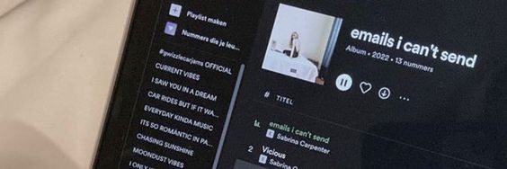 Ayeell09_'s profile banner image