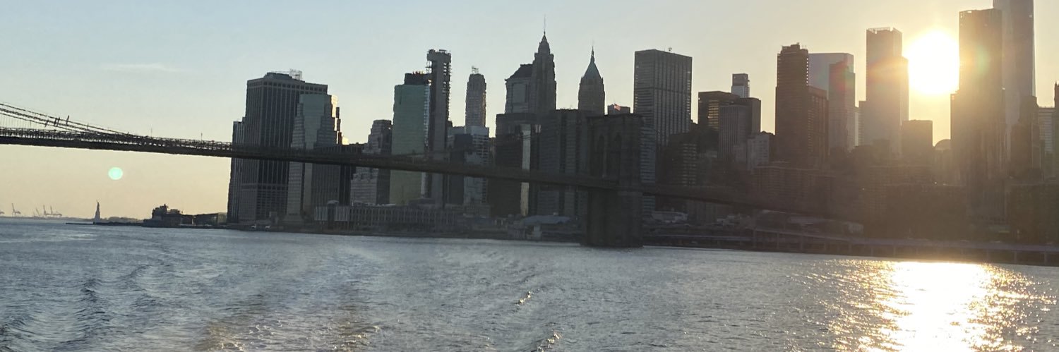 momanach's profile banner image