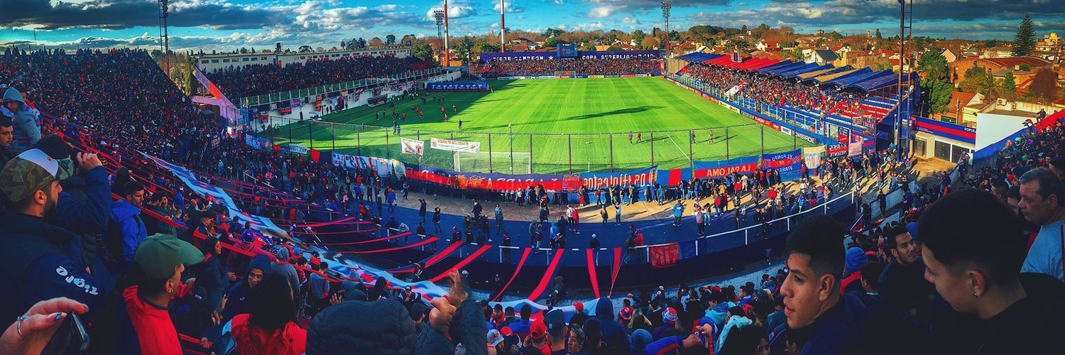 Elian_Leonel's profile banner image