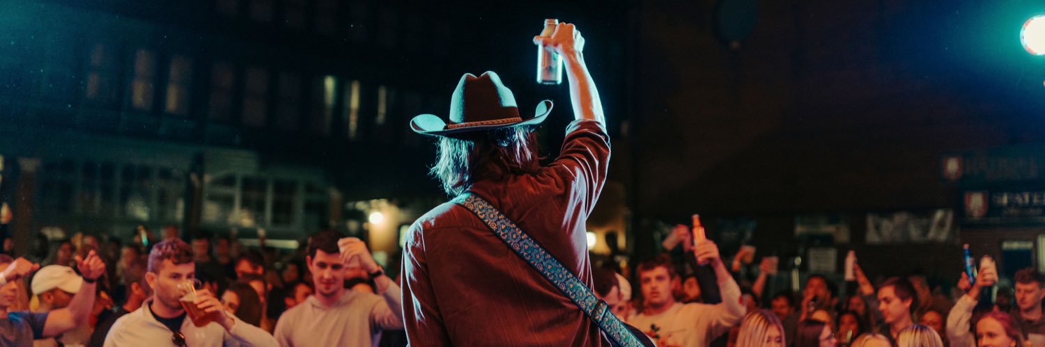 paytoncollier's profile banner image