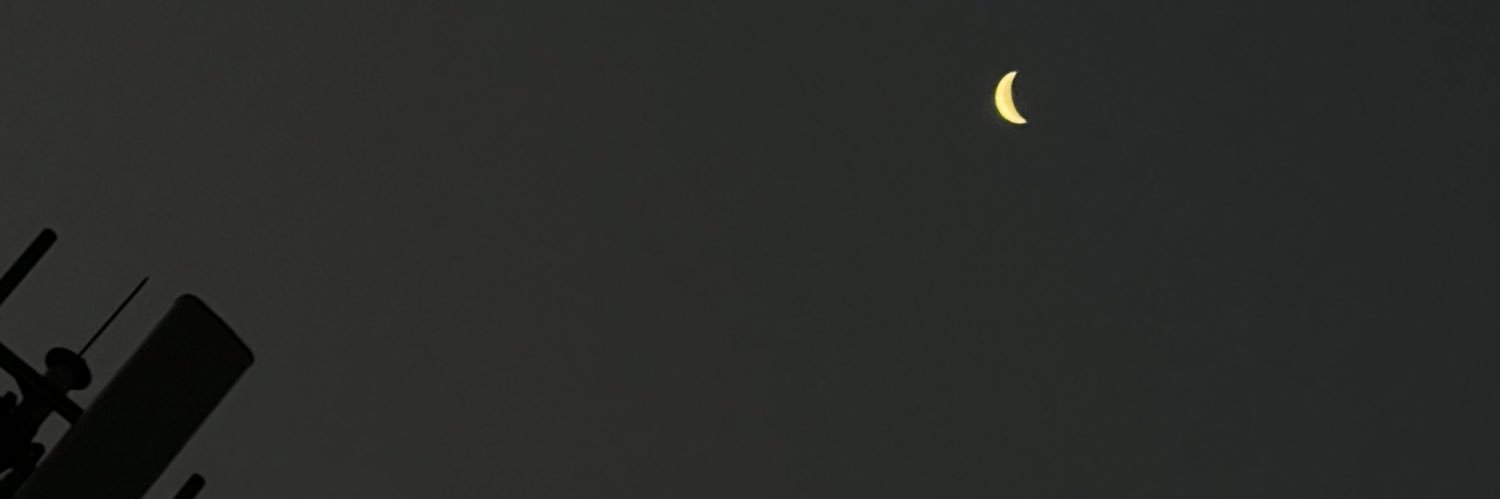 2012_2112's profile banner image
