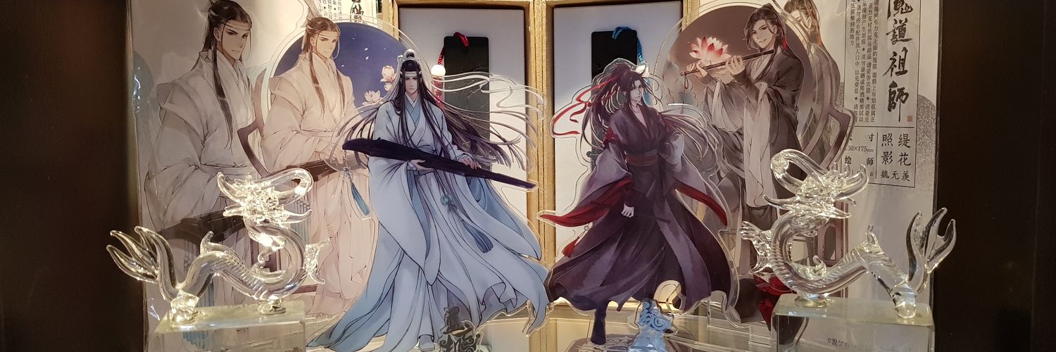 winniekiting's profile banner image