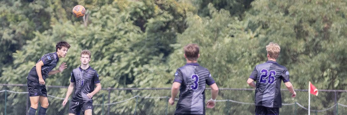 riivess's profile banner image
