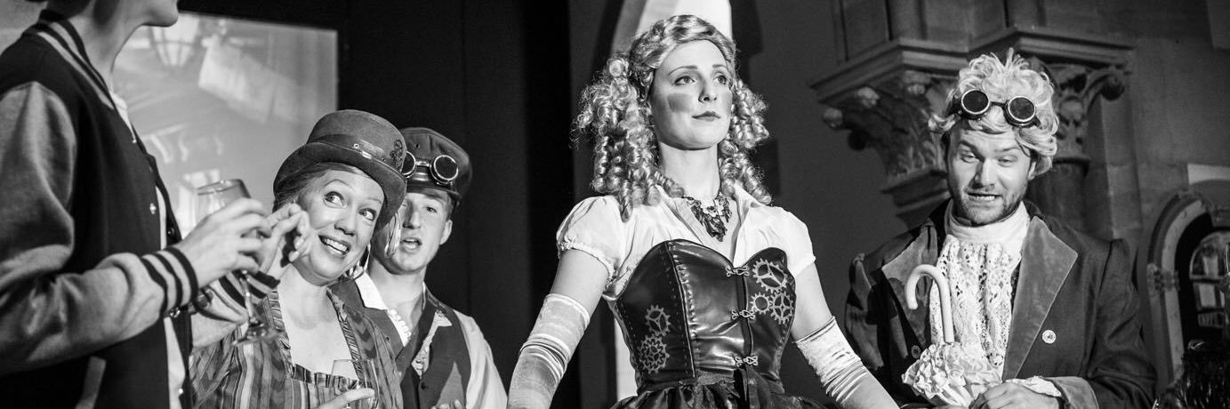 operainoborne's profile banner image