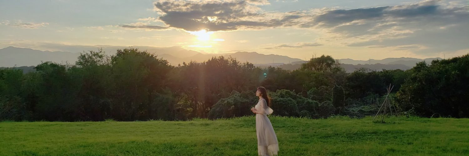 鈴木愛奈's banner