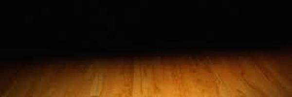 AmandaMiles2 Profile Banner