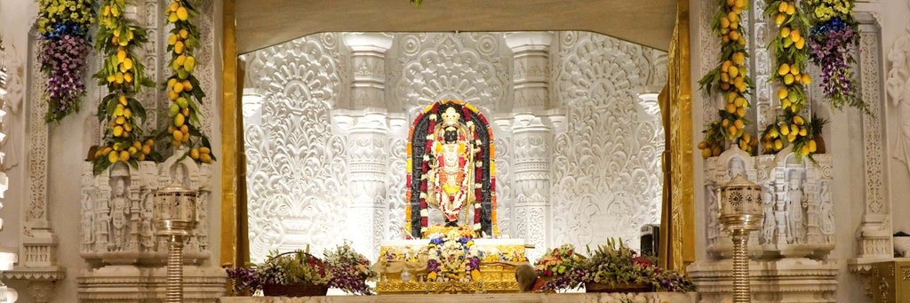 pareshofficial's profile banner image