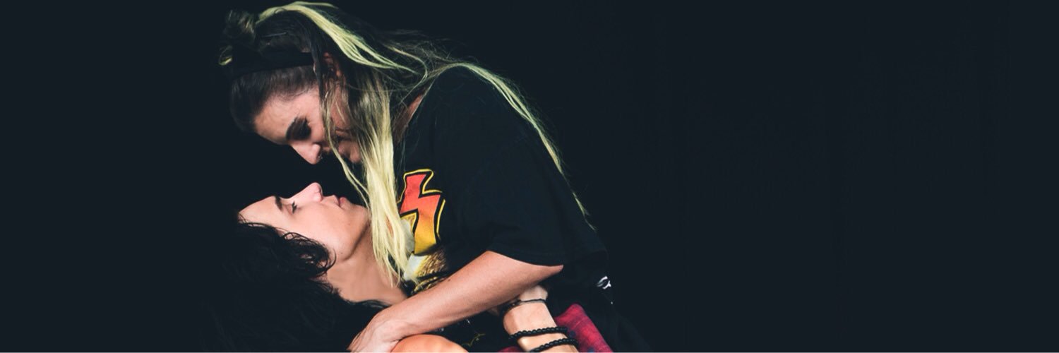JulietSmmsB's profile banner image