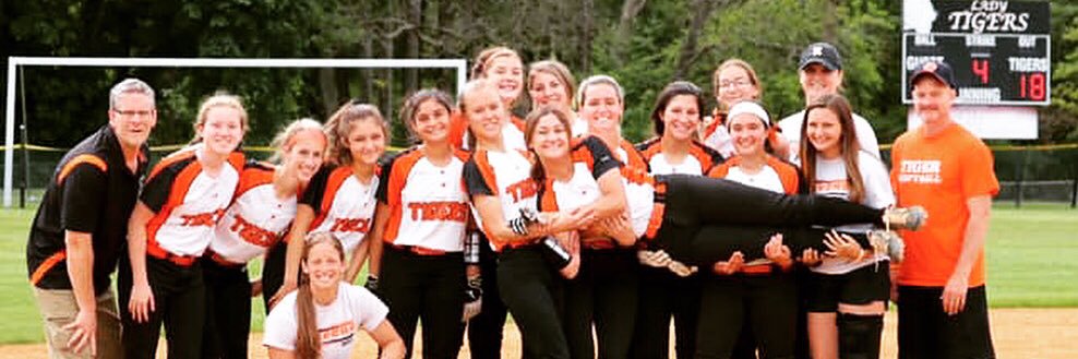 tiigersoftball's profile banner image