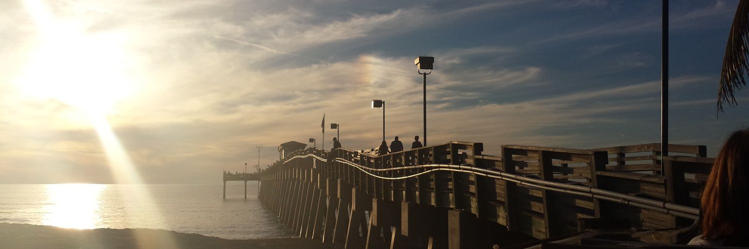 Vicki8201's profile banner image