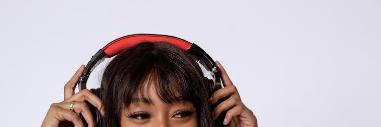 ElleMacUK's profile banner image