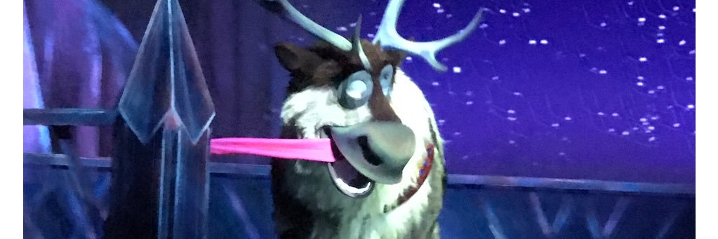 HowEnchantingx's profile banner image