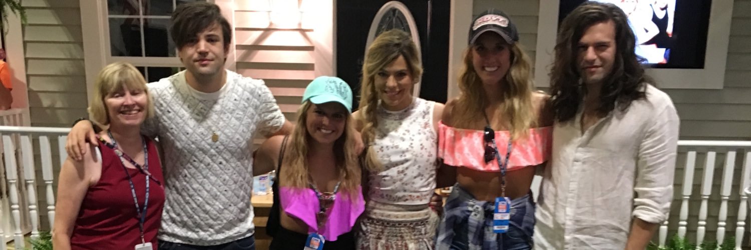 _kelseymiller's profile banner image
