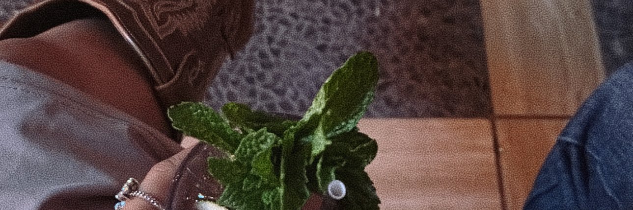 Melany 🪷 banner