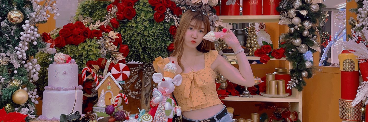 yenying39's profile banner image
