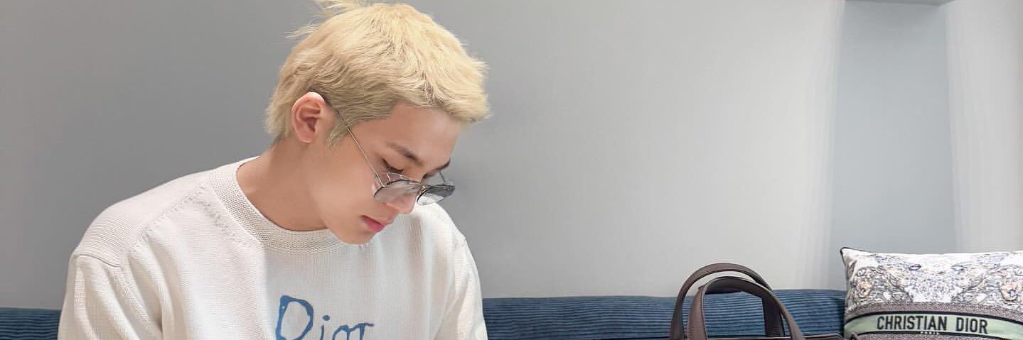 LOEYMINGYU's profile banner image