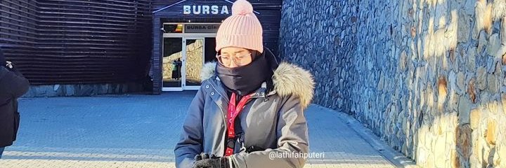 lathifahputeri's profile banner image