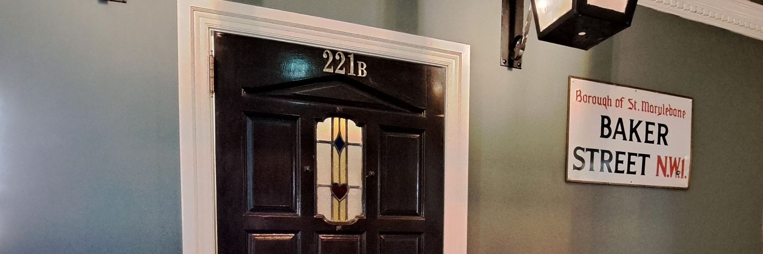Quiz221B's profile banner image
