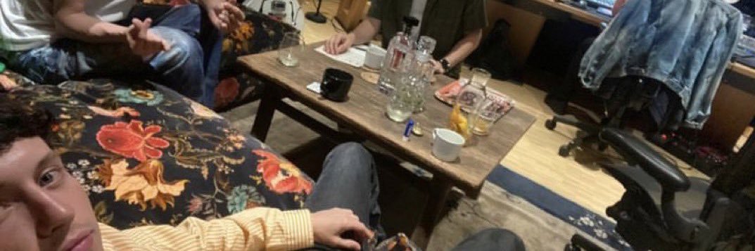 easy👼🏻 banner