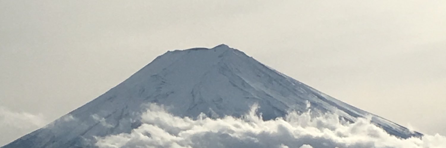 min_nak's profile banner image
