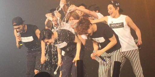 injongout's profile banner image