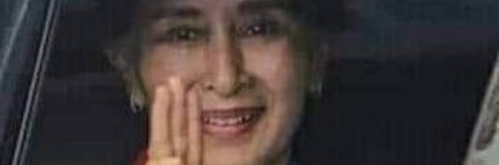 aprilnwe75's profile banner image