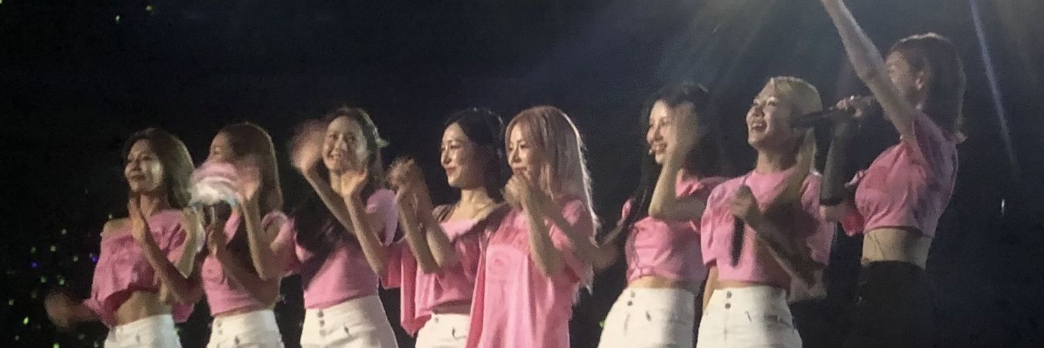 rovvxseul's profile banner image