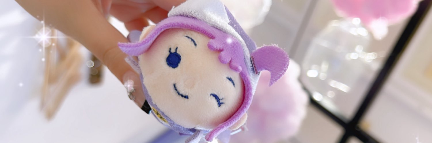 Happ____y's profile banner image