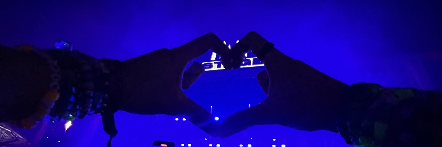 bear_knees's profile banner image