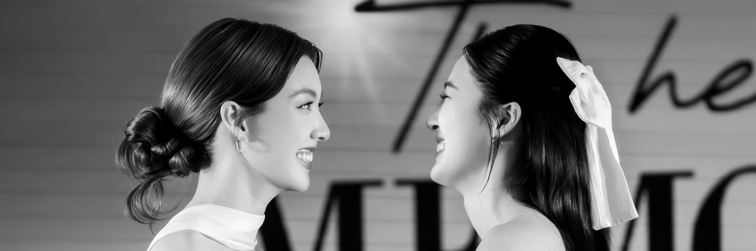 elslhow's profile banner image