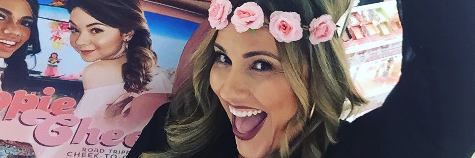 IzzoRayelyn's profile banner image