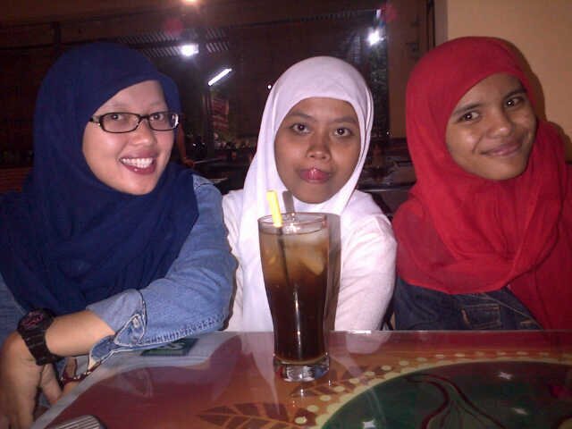 Ratih_Aini's profile banner image