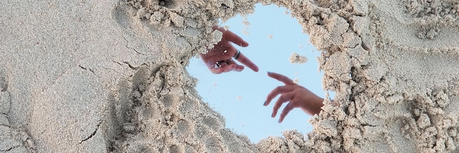 RoxyisLost's profile banner image