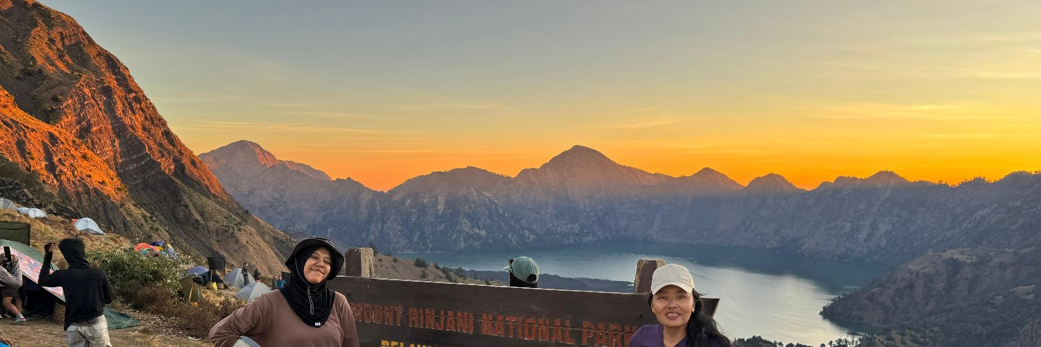 intandup's profile banner image