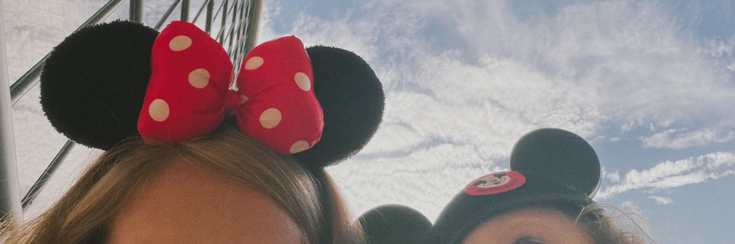 la__ren's profile banner image