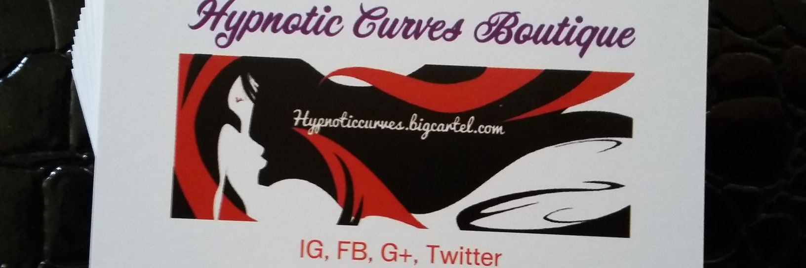 1HypnoticCurves's profile banner image