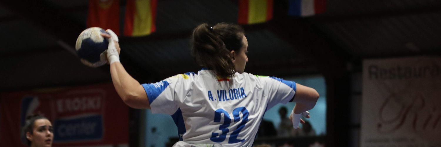 AnaViloria32's profile banner image