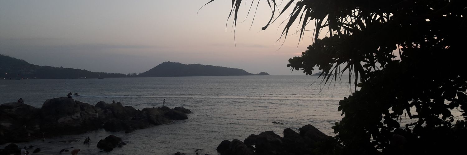 Phusit13's profile banner image