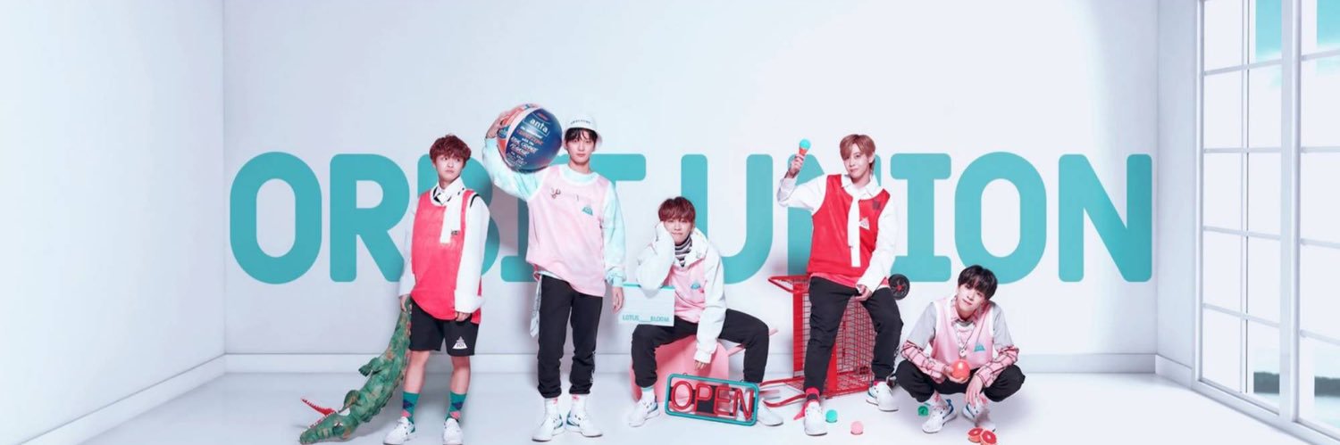 redstriveXo_05's profile banner image