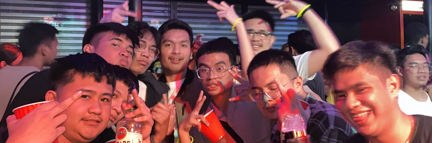 hatdognireign's profile banner image